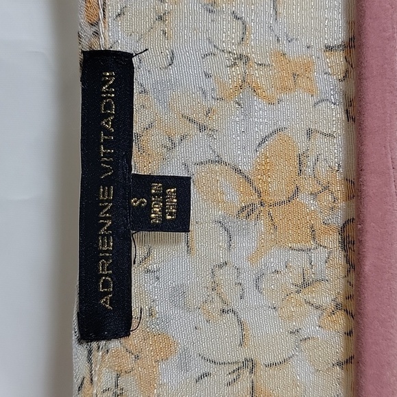 Adrienne Vittadini floral print top - Picture 6 of 8